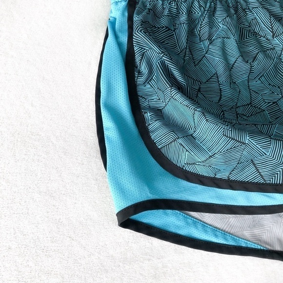 Nike Shorts Geometric blue *Lined - Picture 4 of 11